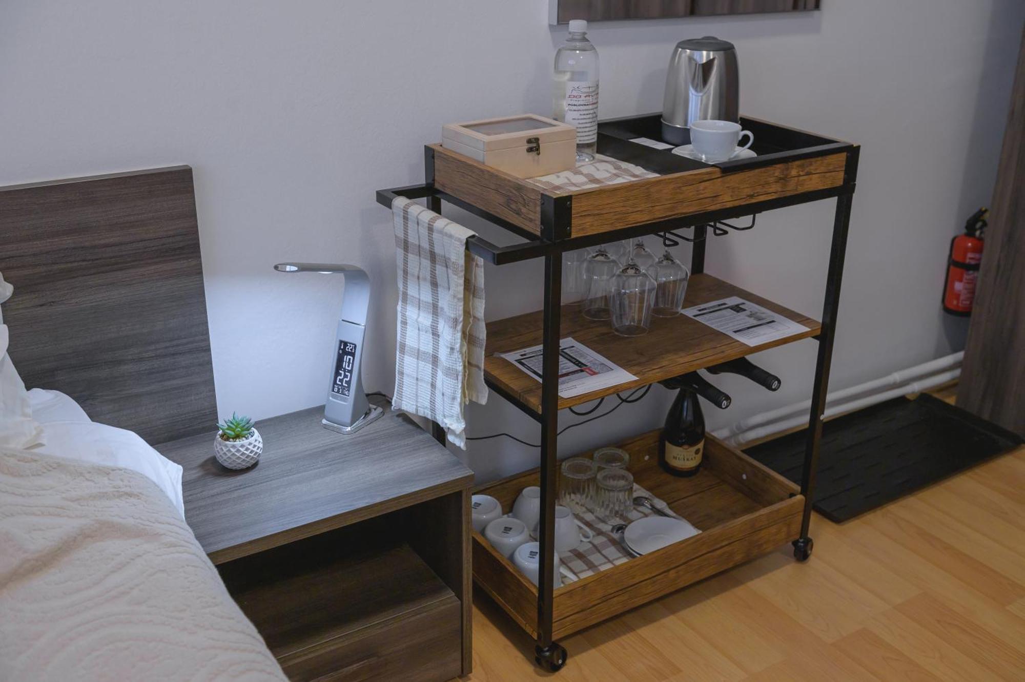 Do Avta Rooms Ljubljana Eksteriør bilde
