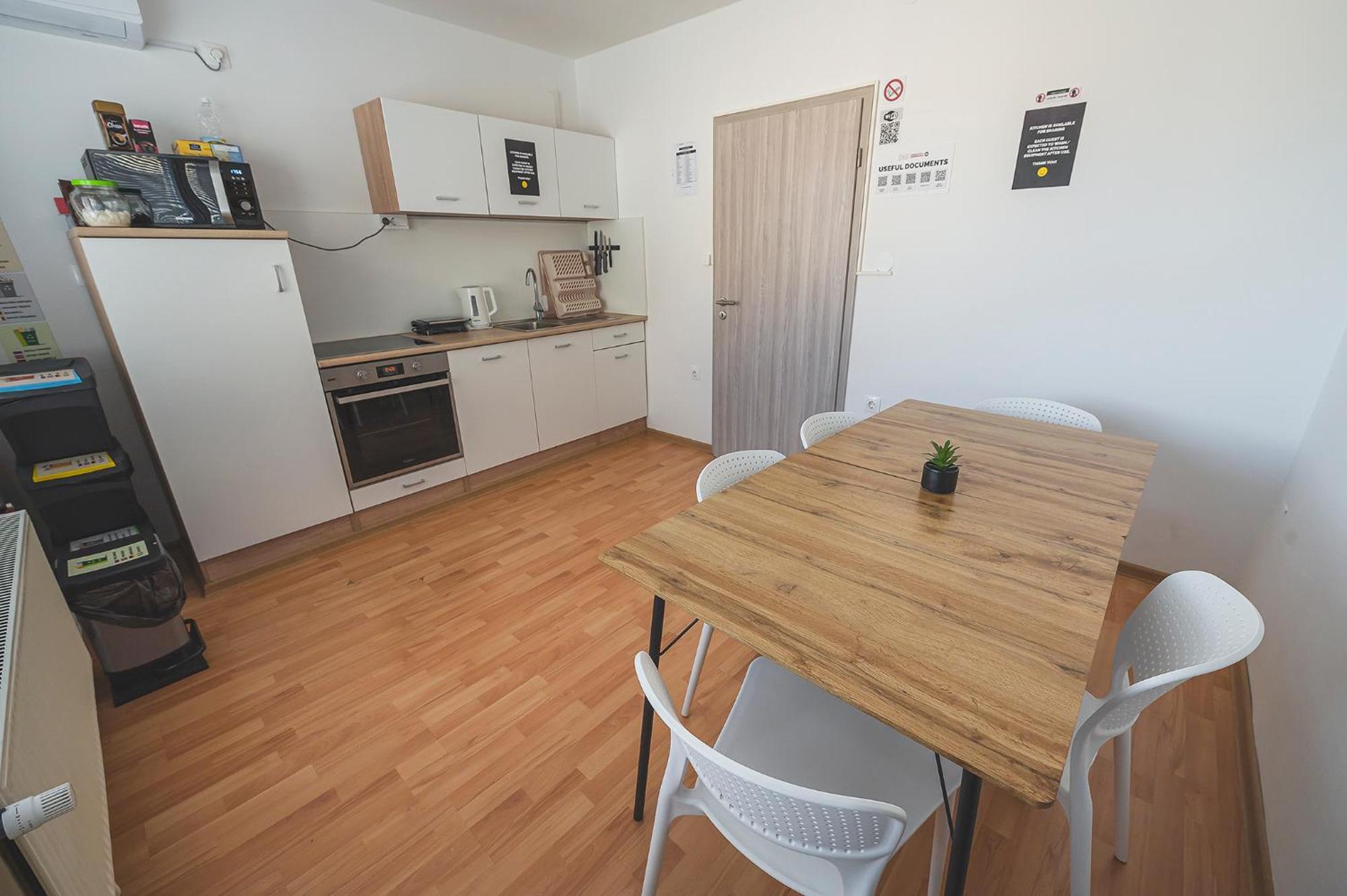 Do Avta Rooms Ljubljana Eksteriør bilde