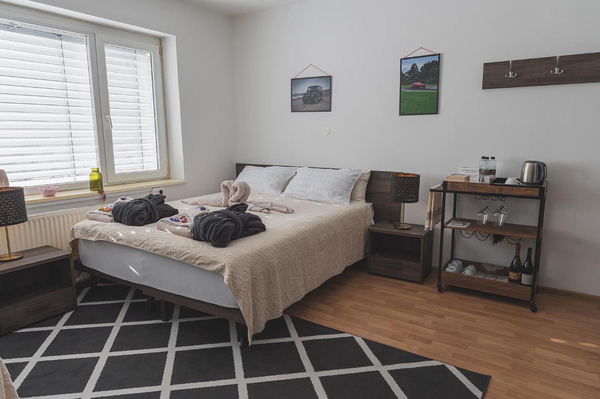 Do Avta Rooms Ljubljana Eksteriør bilde