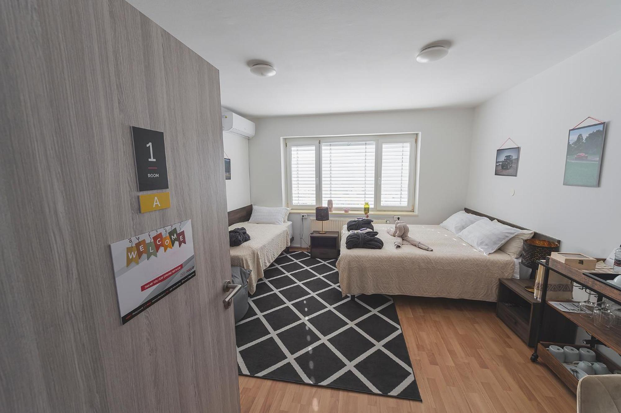 Do Avta Rooms Ljubljana Eksteriør bilde